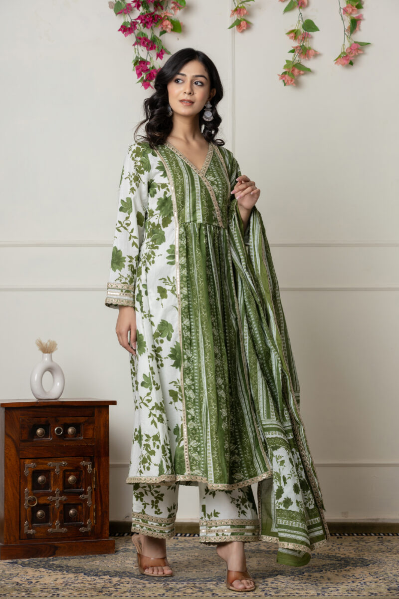 Green Floral Printed Anarkali Kurta Set - Image 2